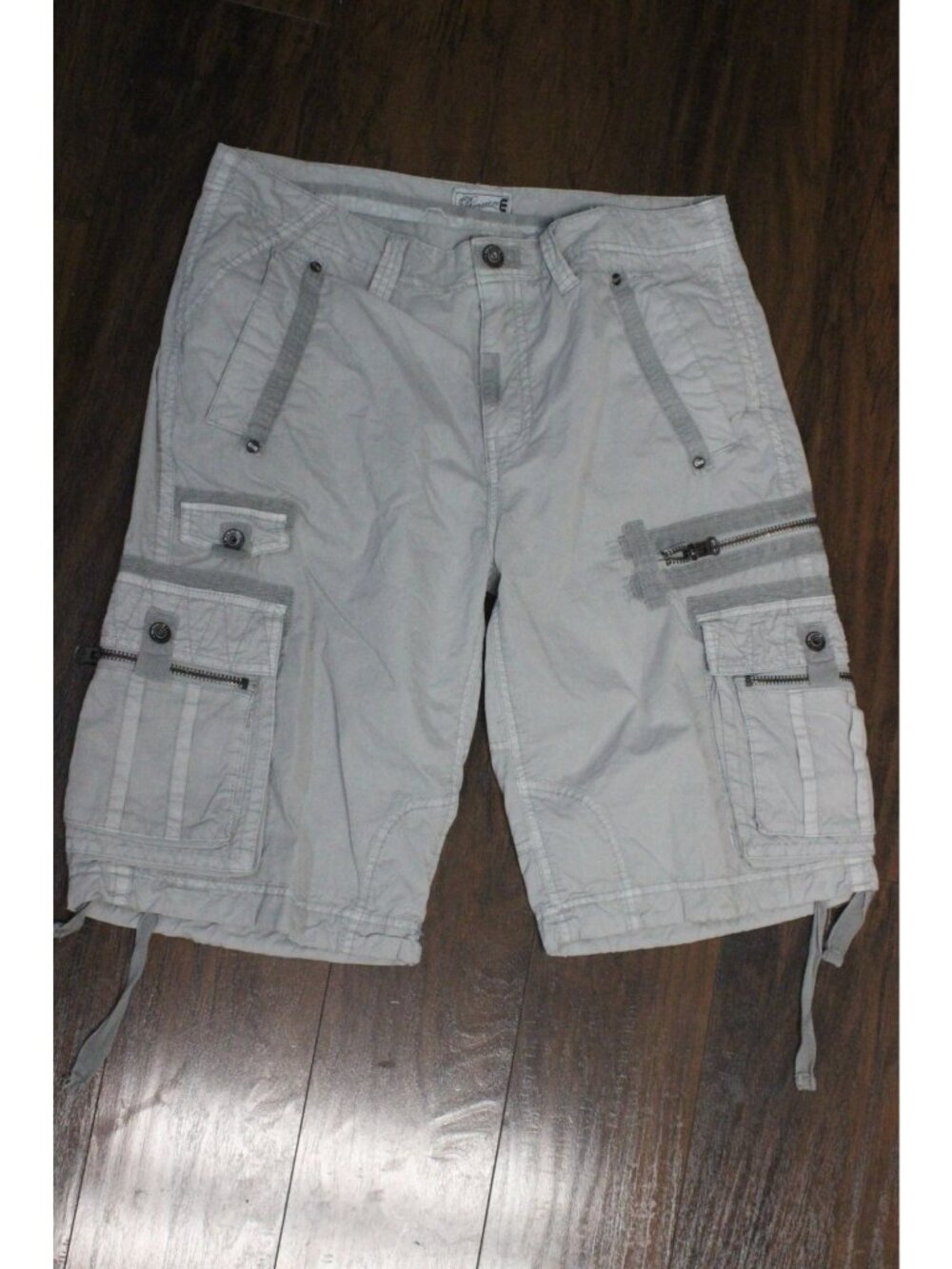 Division E Mens Cargo Shorts Gray Size 36 With Multiple Pockets & Adjustable Dra